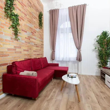 Downtown Serenity - Geraldine